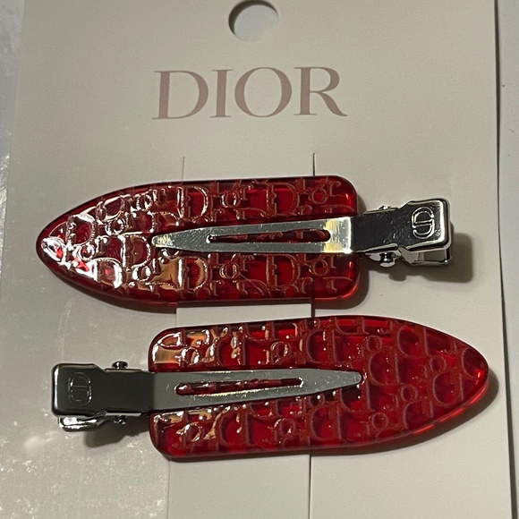Accessories - Dior backstage hair clips Set of two